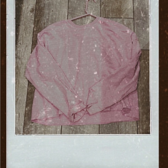 🦋💫SUPER COMFY WILD-FABLE LILAC CREWNECK!🌻🌷 - Picture 1 of 3